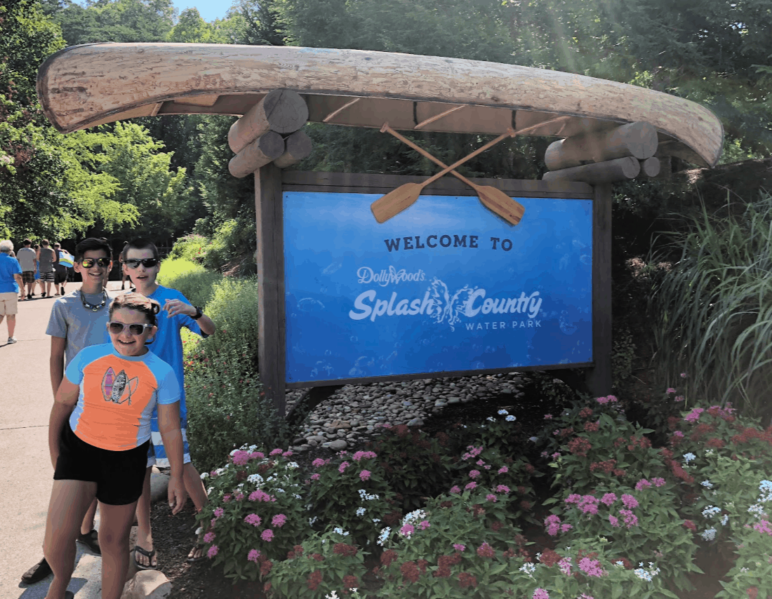 Dollywood Splash Country Pigeon Forge