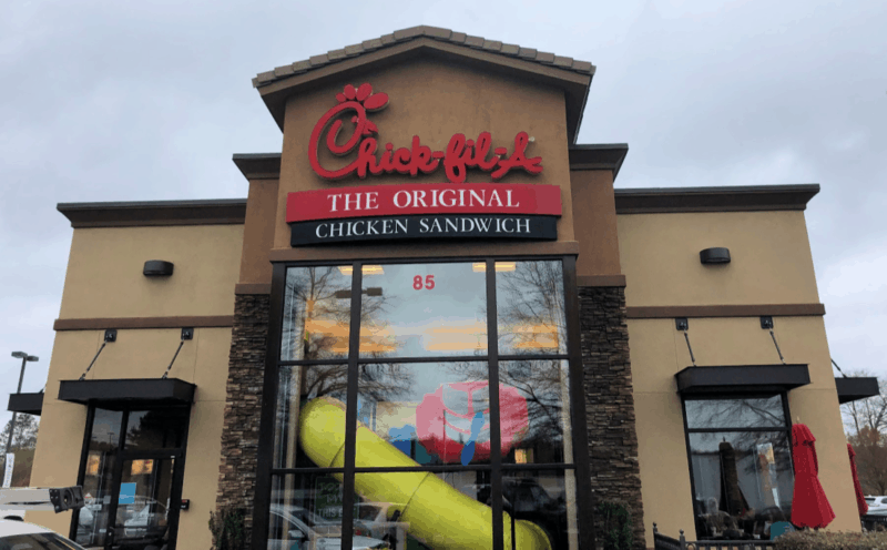 Helloooo Chick-Fil-Ladies